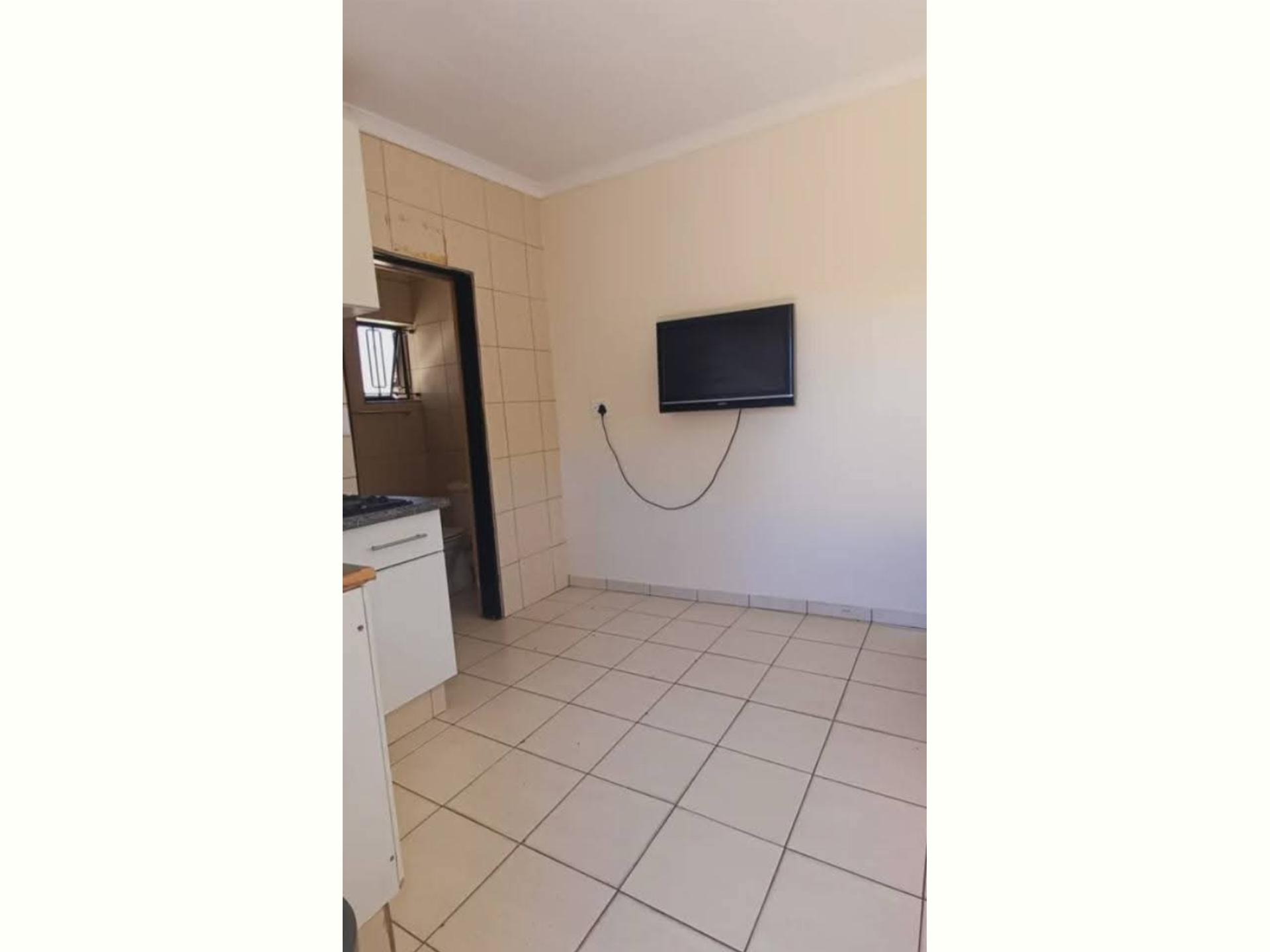  of property in Comptonville