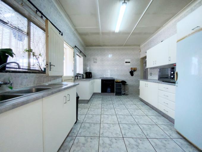 3 Bedroom House for Sale For Sale in Florentia - MR687292