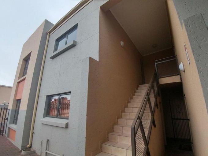 2 Bedroom Apartment for Sale For Sale in Reyno Ridge - MR687311