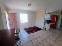  of property in Die Hoewes