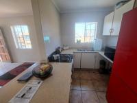  of property in Die Hoewes