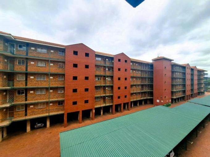 2 Bedroom Apartment for Sale For Sale in Die Hoewes - MR687324
