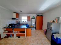  of property in Die Hoewes