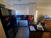  of property in Die Hoewes
