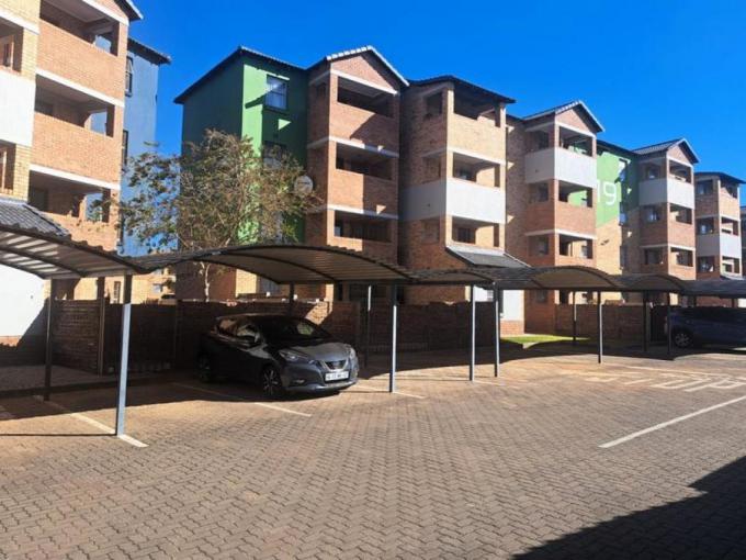 2 Bedroom Apartment for Sale For Sale in Heuweloord - MR687345