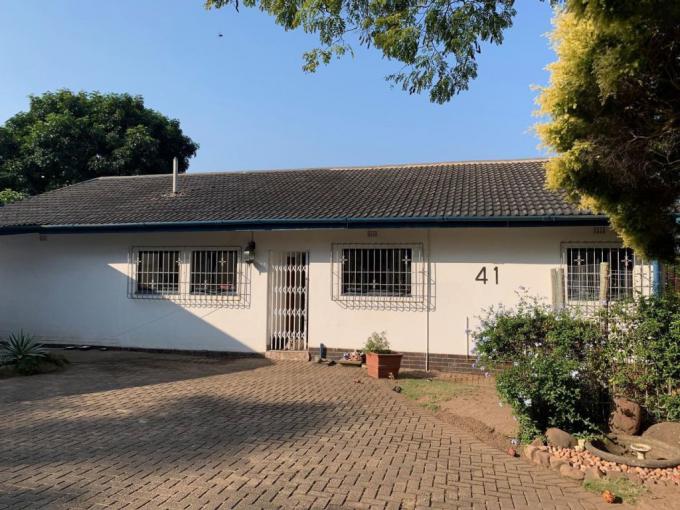 3 Bedroom House for Sale For Sale in Scottburgh - MR687378