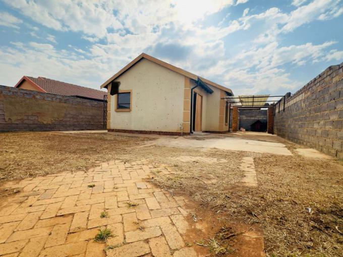 2 Bedroom House for Sale For Sale in Benoni - MR687385