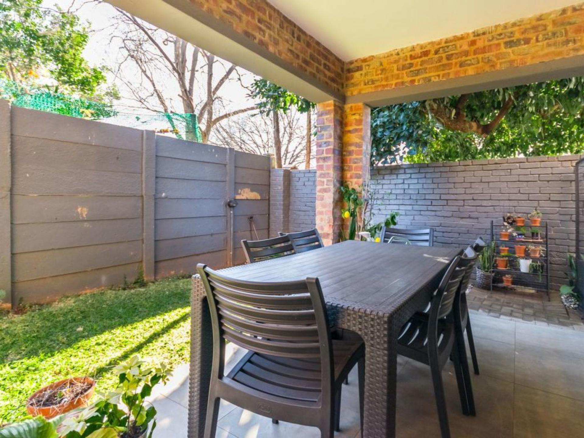  of property in Lyttelton Manor