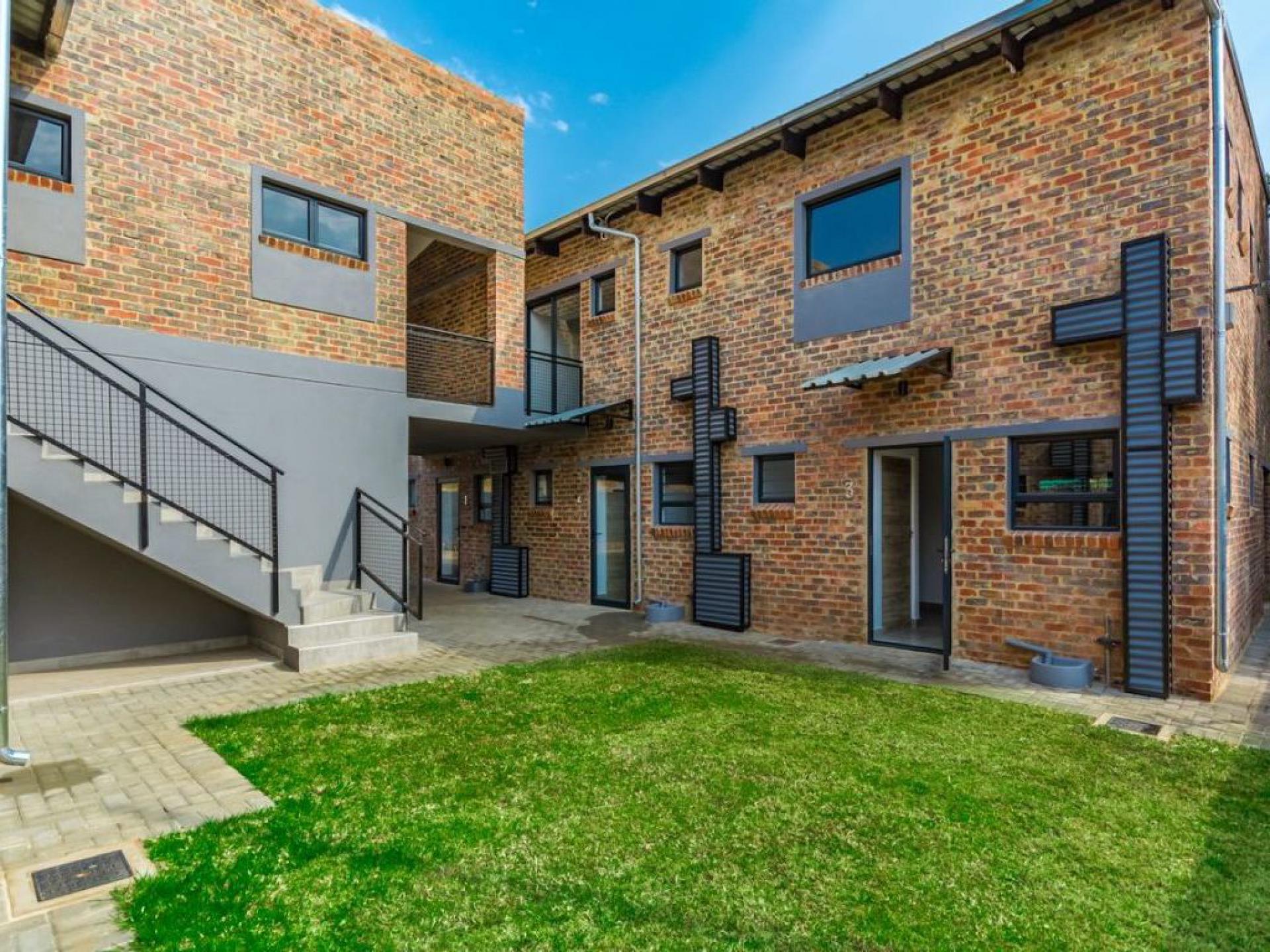  of property in Lyttelton Manor