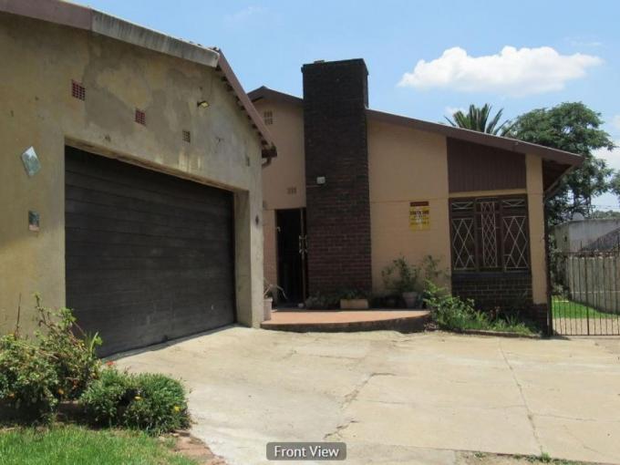 House for Sale For Sale in Roseacre - MR687403