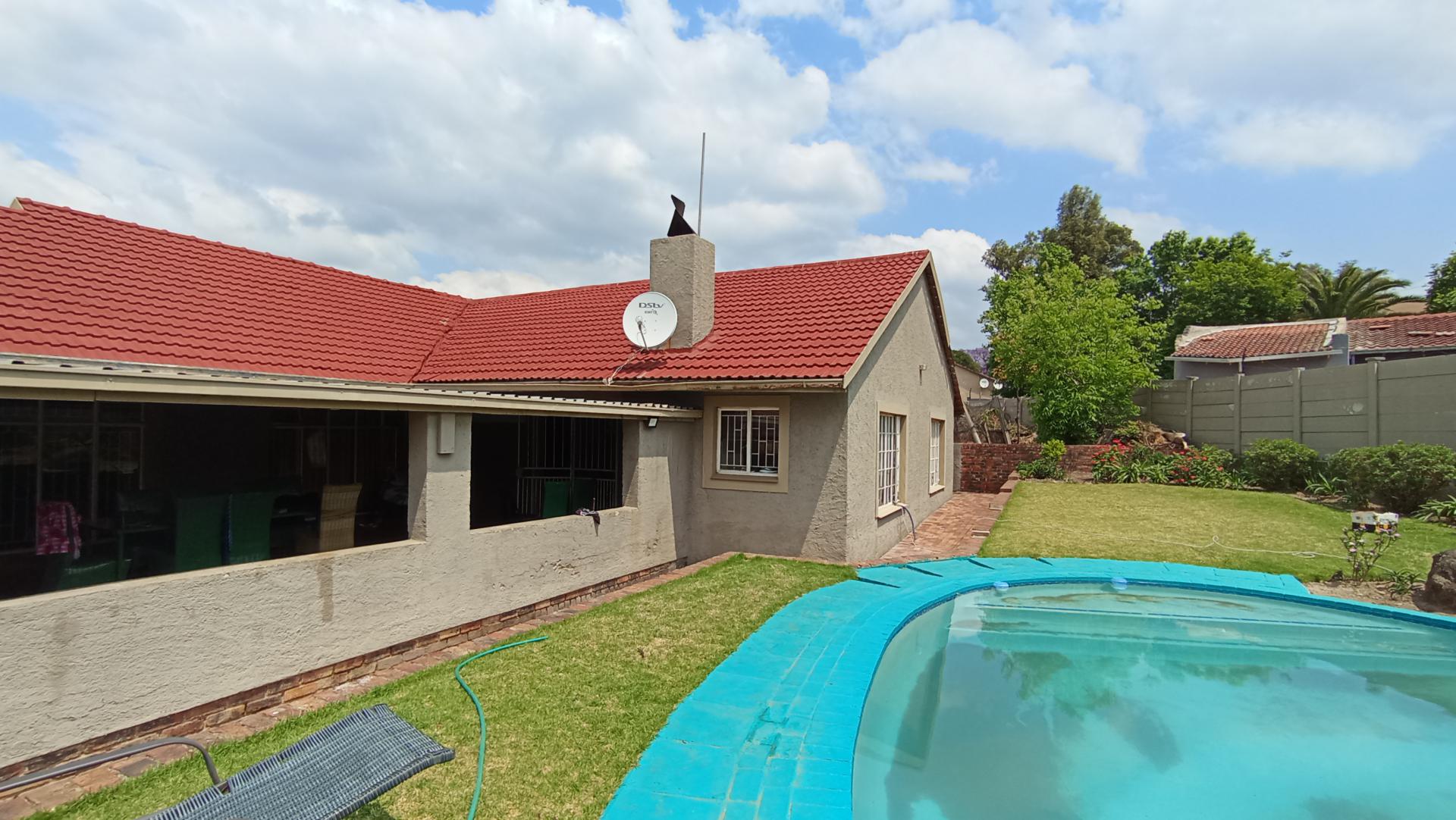 Backyard of property in Kew