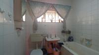 Bathroom 1 - 6 square meters of property in Pretoria North
