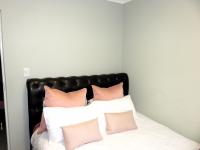  of property in Ravenswood