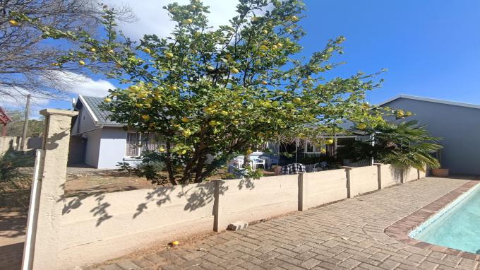 3 Bedroom Sectional Title for Sale For Sale in Langenhoven Park - Private Sale - MR687490