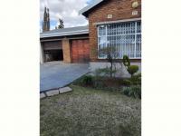  of property in Ivy Park