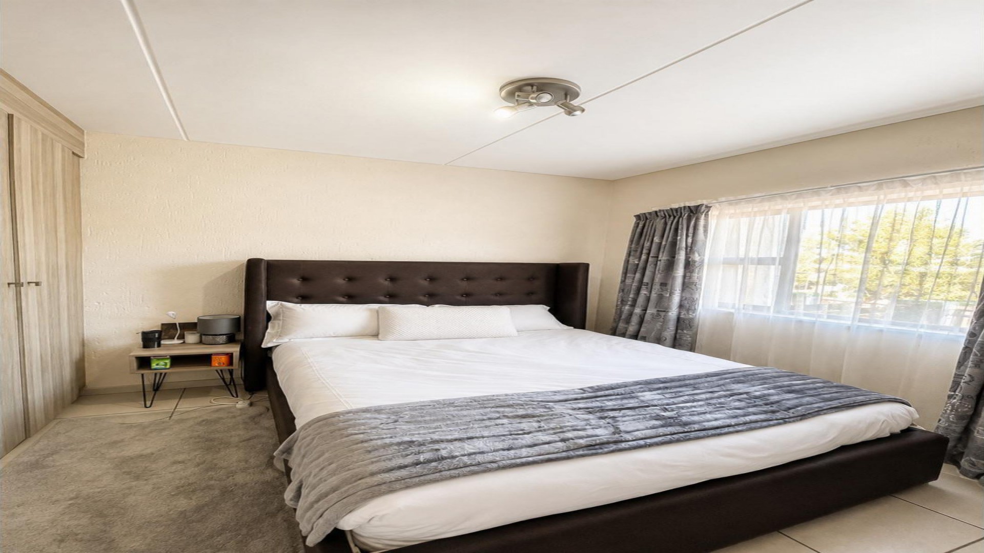 Bed Room 2 of property in Paulshof
