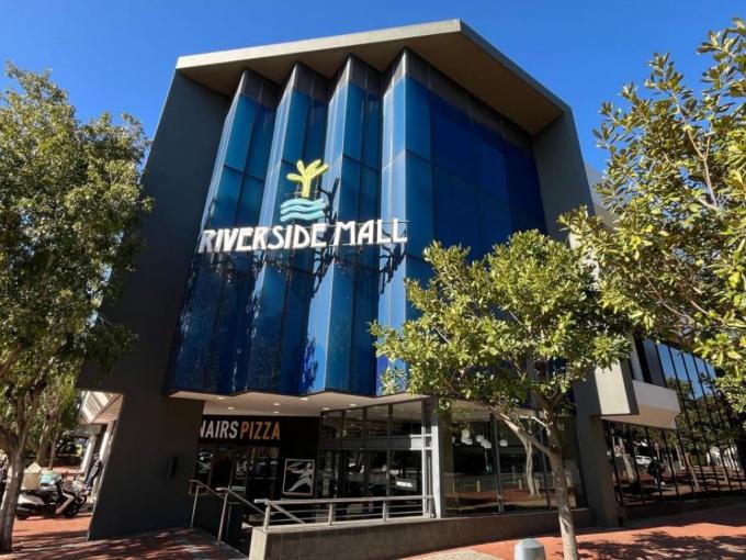 Commercial to Rent in Rondebosch   - Property to rent - MR687513