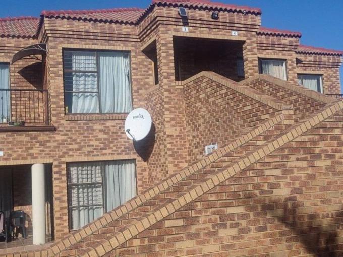 2 Bedroom Apartment for Sale For Sale in Liefde en Vrede - MR687524