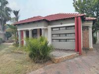  of property in Geelhoutpark