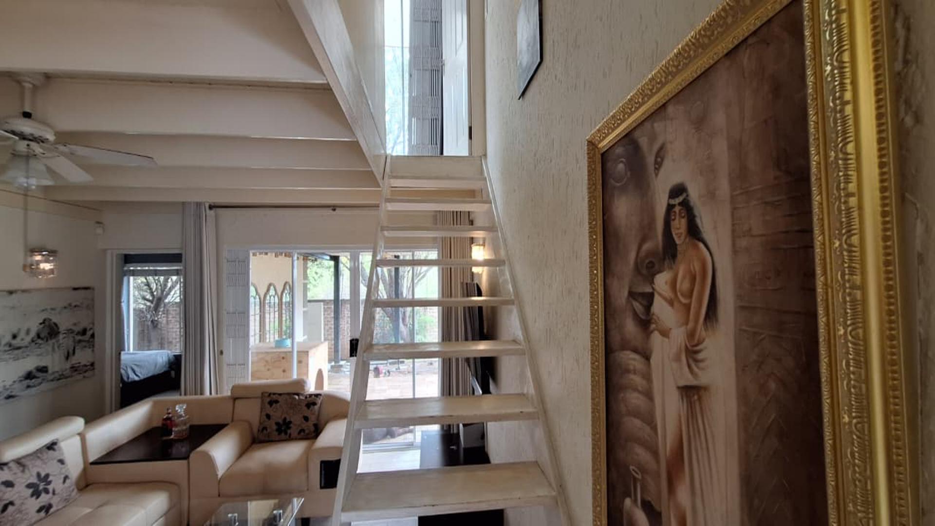 Spaces - 11 square meters of property in Kengies