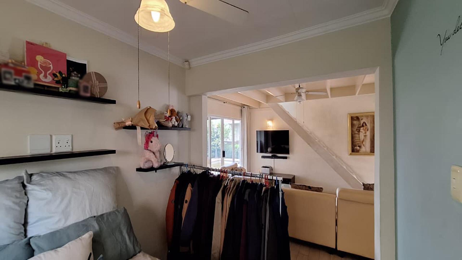 Bed Room 2 - 11 square meters of property in Kengies