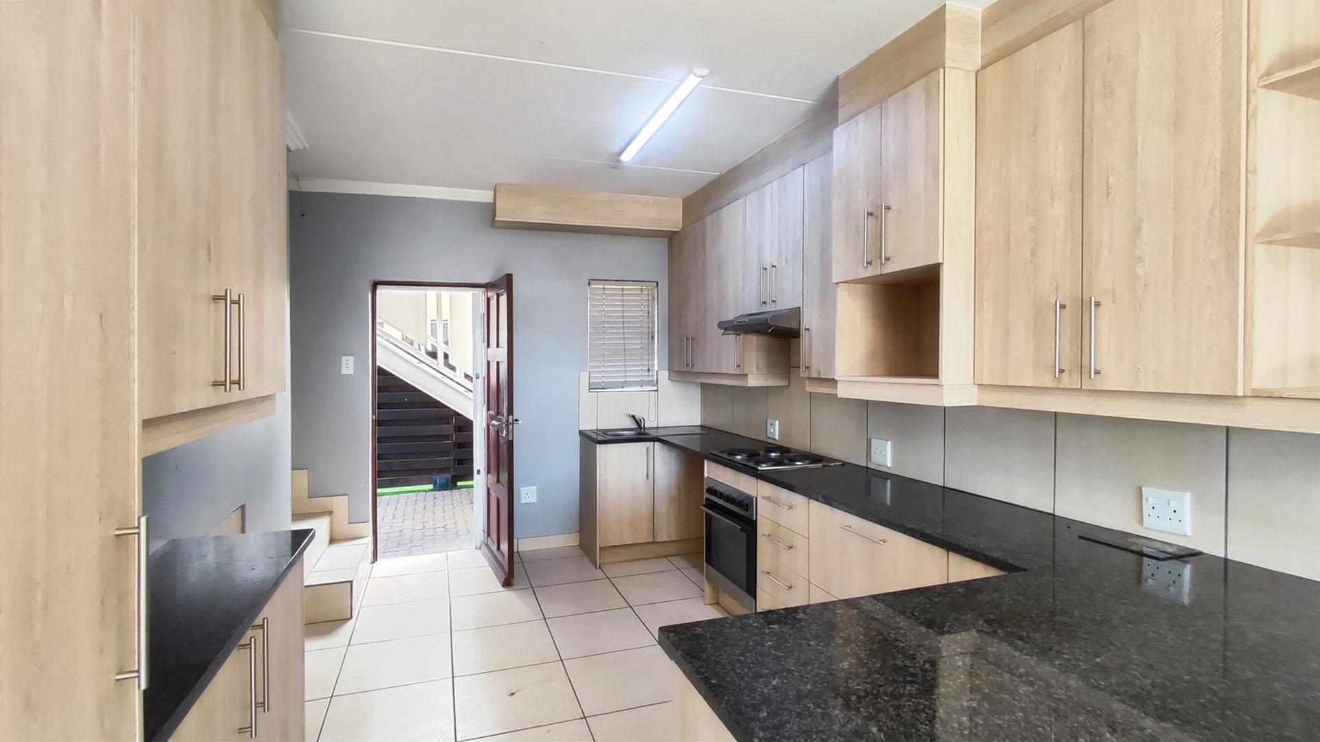 Kitchen - 14 square meters of property in Mayberry Park