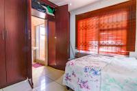  of property in Thatchfield