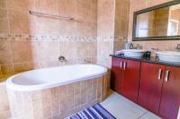  of property in Thatchfield