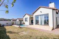  of property in Thatchfield