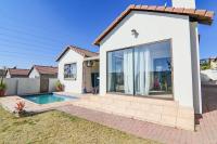  of property in Thatchfield