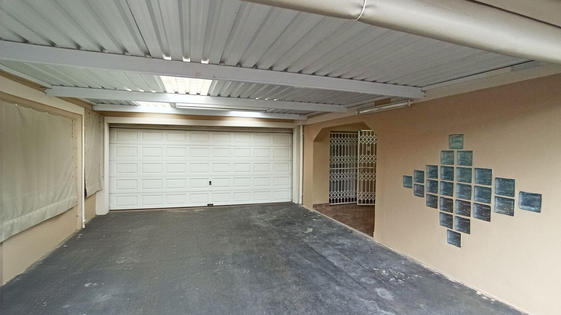 Garage of property in Shallcross 