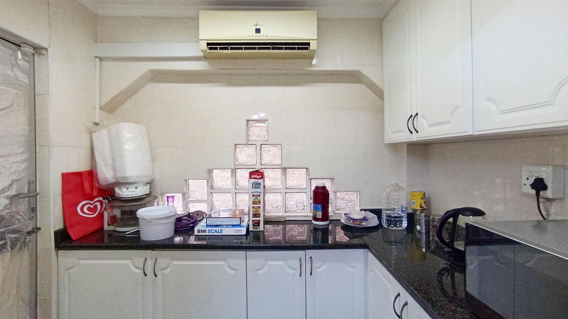 Kitchen - 21 square meters of property in Shallcross 