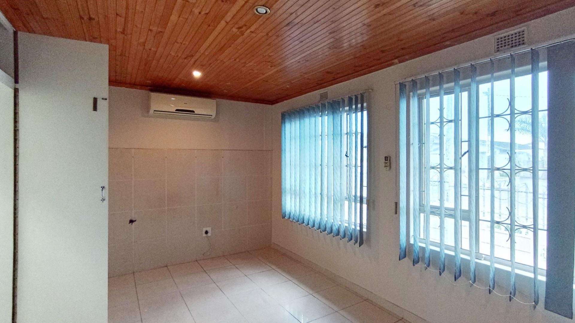 Bed Room 4 - 17 square meters of property in Shallcross 