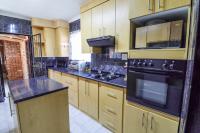  of property in Heuweloord