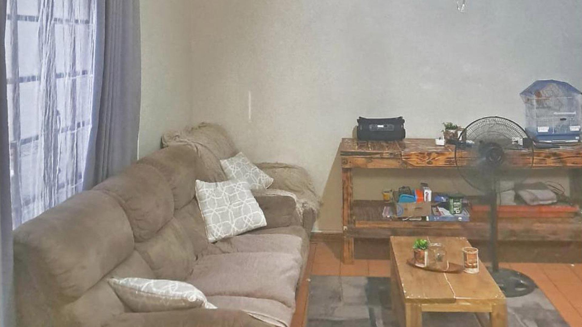 Lounges of property in Arboretum