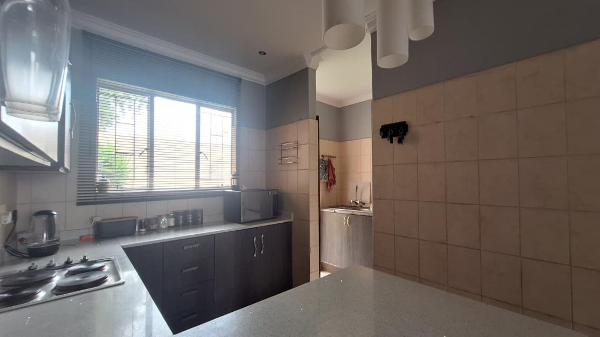 Kitchen - 8 square meters of property in Kempton Park