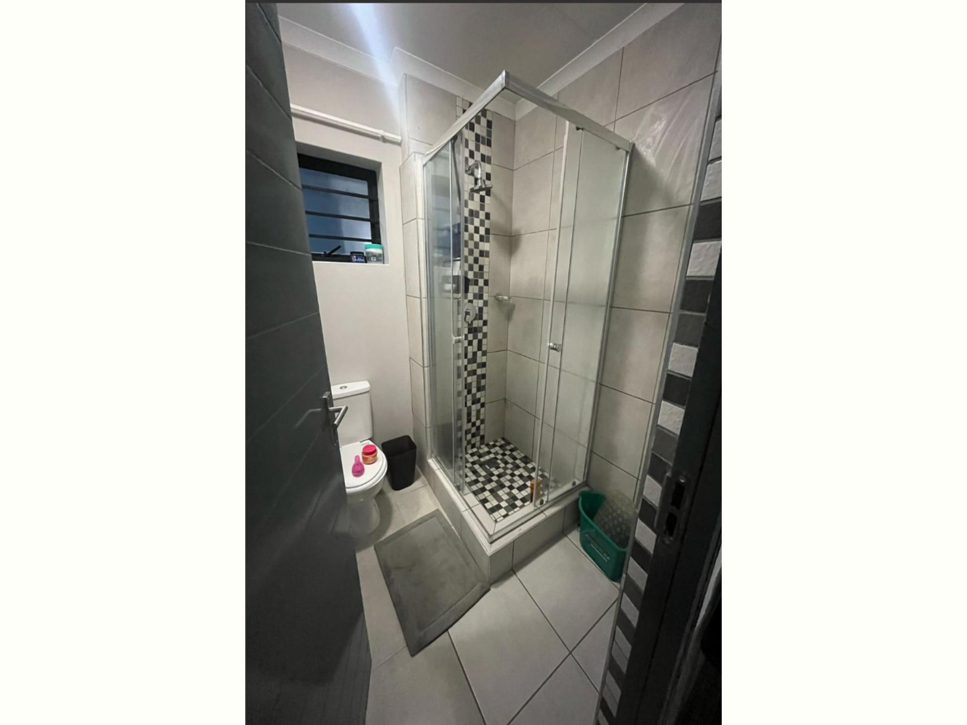  of property in Glenhaven