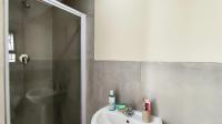 Main Bathroom - 4 square meters of property in Vanderbijlpark