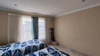 Bed Room 2 - 12 square meters of property in Vanderbijlpark