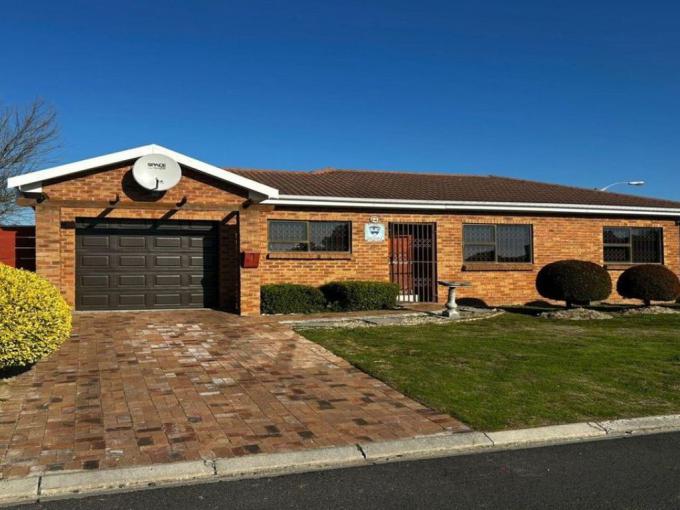 3 Bedroom House for Sale For Sale in Protea Hoogte - MR687724