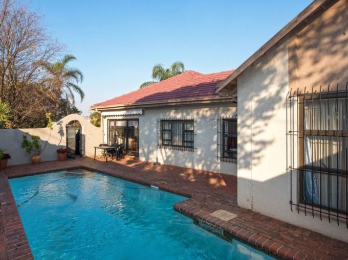 4 Bedroom House for Sale For Sale in Cyrildene - MR687732
