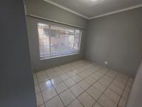  of property in Magalieskruin
