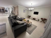  of property in Waterkloof Ridge