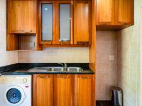  of property in Athlone Park