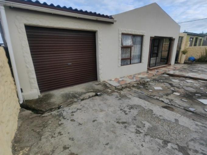2 Bedroom House for Sale For Sale in Kwa Nobuhle  - MR687799