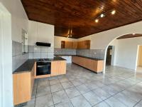  of property in De Deur