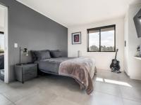  of property in Hyde Park