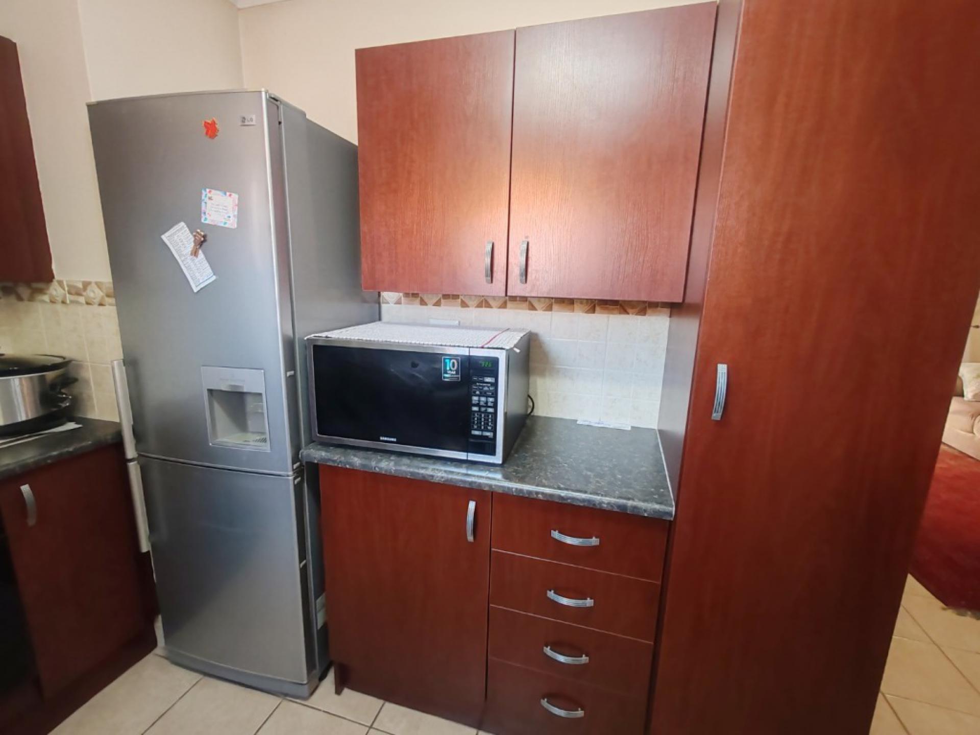  of property in Willow Park Manor