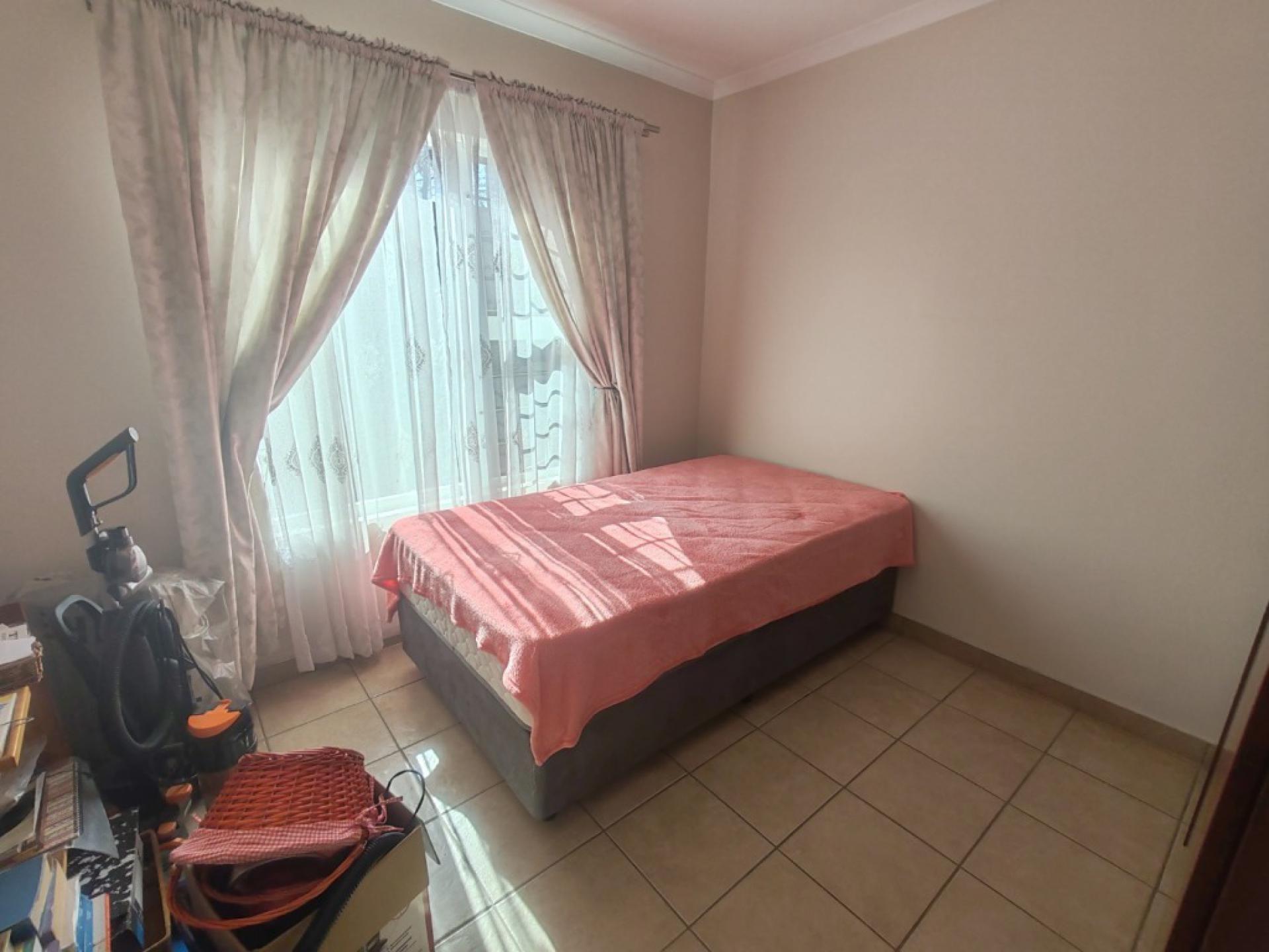  of property in Willow Park Manor