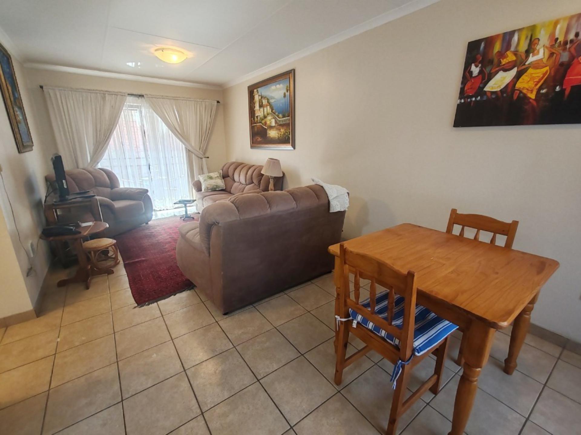  of property in Willow Park Manor